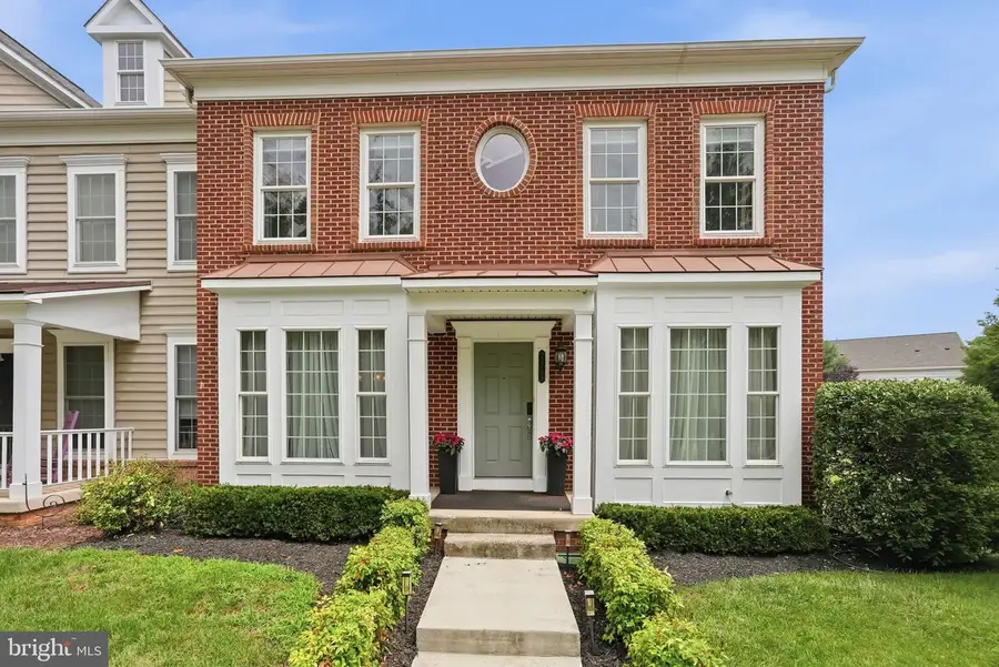 20789 Red Cedar Dr, Leesburg, VA 20175 - #3