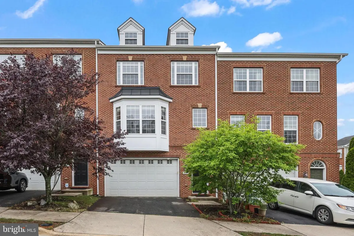 20837 Houseman Ter, Ashburn, VA 20148 - #1