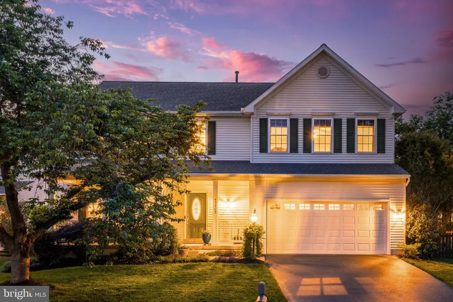 43262 Stoneyglen Ct, Ashburn, VA 20147 - #2