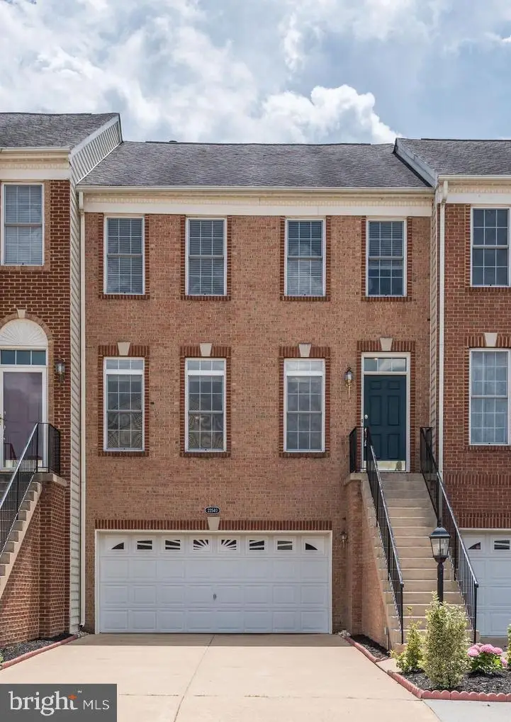 22540 Airmont Woods Ter, Ashburn, VA 20148 - #1