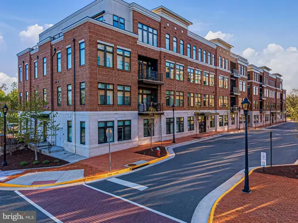 5 Stationmaster St Se #203, LEESBURG, VA 20175