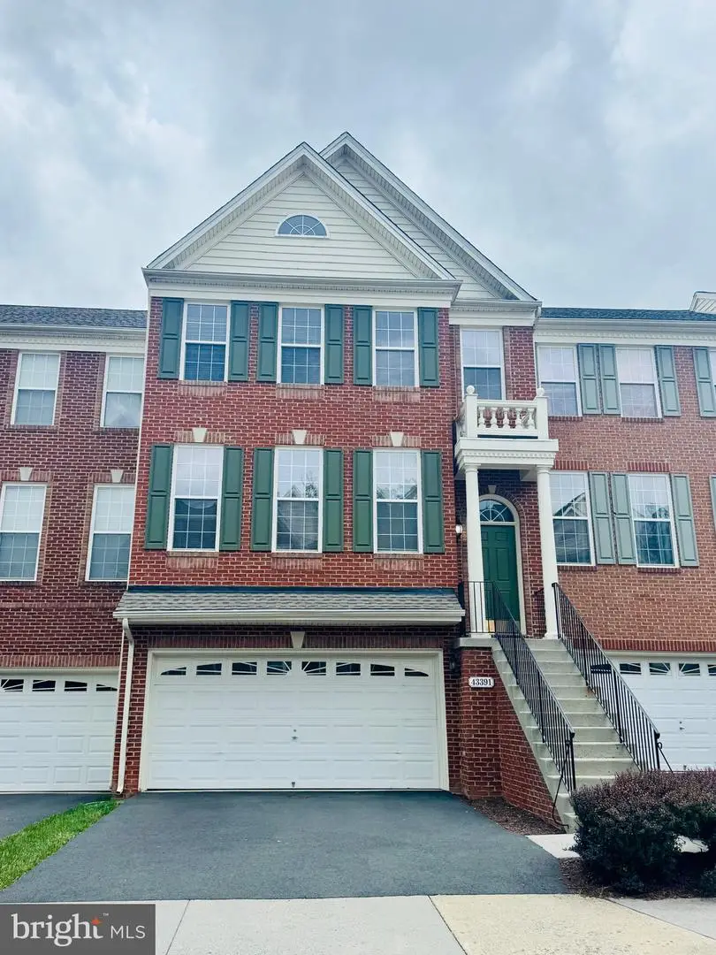 43391 Frenchmans Creek Ter, Ashburn, VA 20147 - #1