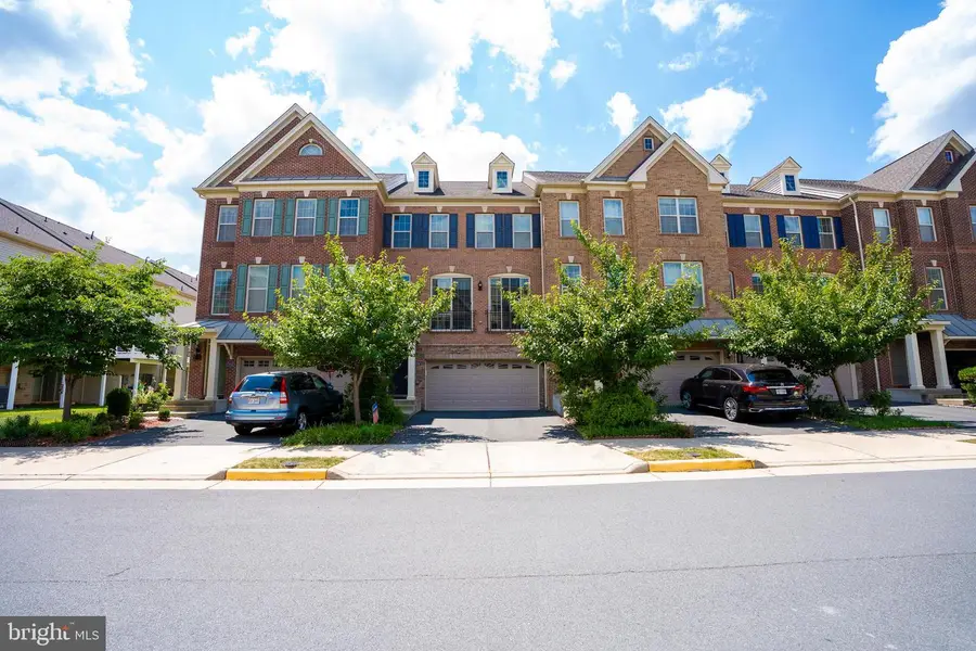 23736 Hopewell Manor Ter, Ashburn, VA 20148 - #2