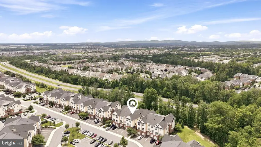 23255 Milltown Knoll Sq #107, Ashburn, VA 20148 - #2