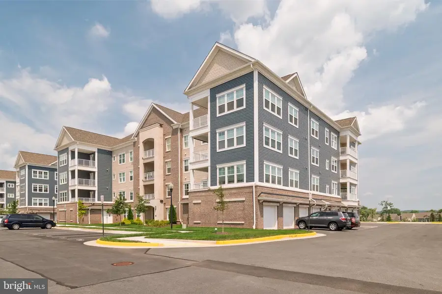 21630 Hawksbill High Cir #406, Sterling, VA 20164 - #3