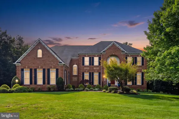 42537 Iron Bit Pl, CHANTILLY, VA 20152