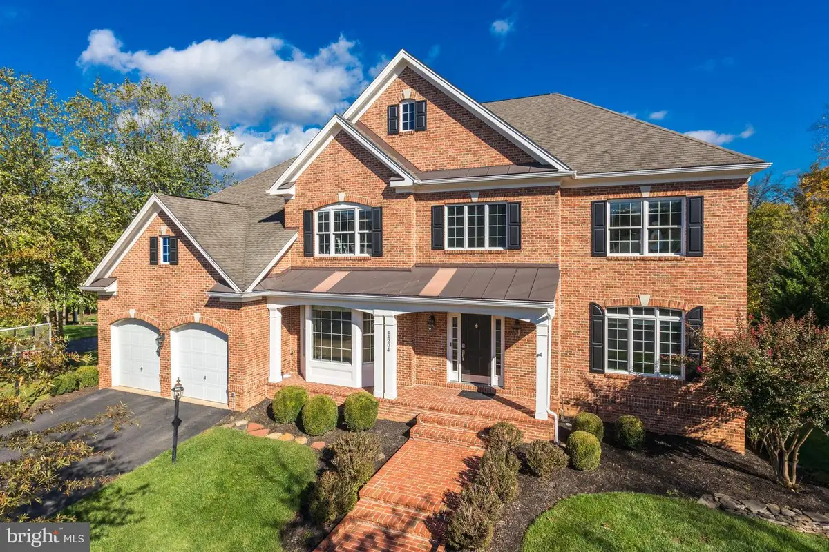 44204 Riverpoint Dr, Leesburg, VA 20176 - #1