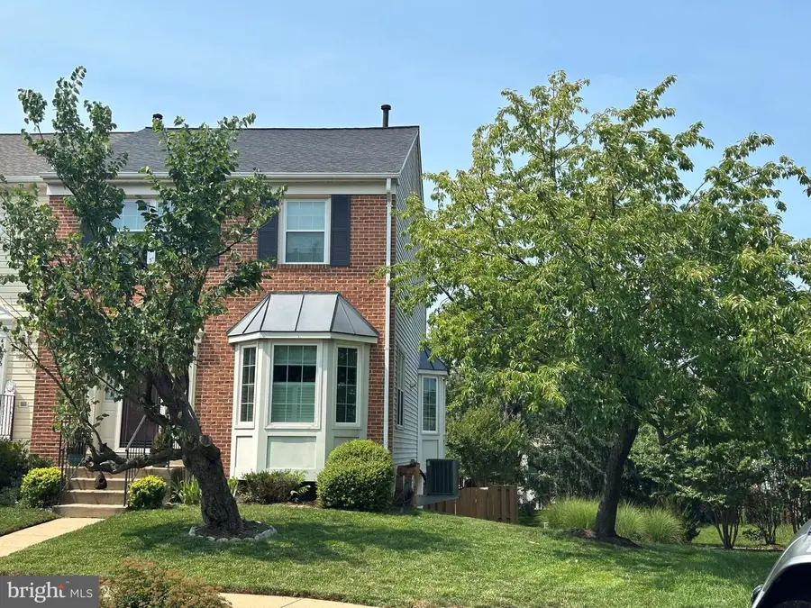 43498 Blacksmith Sq, Ashburn, VA 20147 - #2