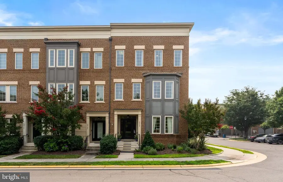 22792 Sagamore Sq, Brambleton, VA 20148 - #2