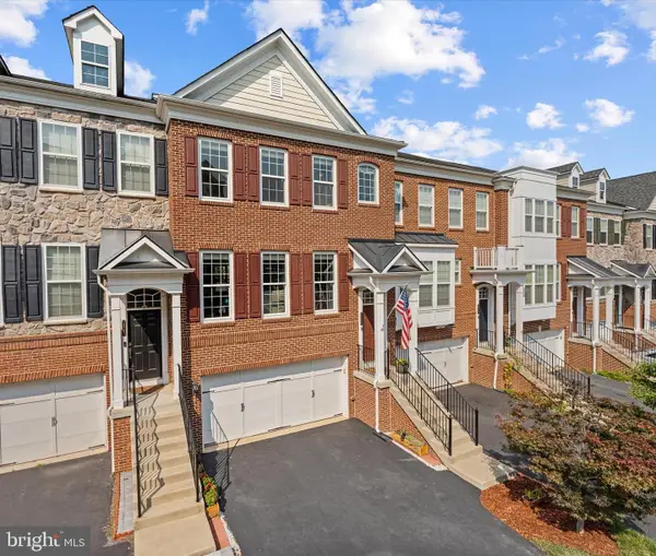 20699 Erskine Ter, ASHBURN, VA 20147