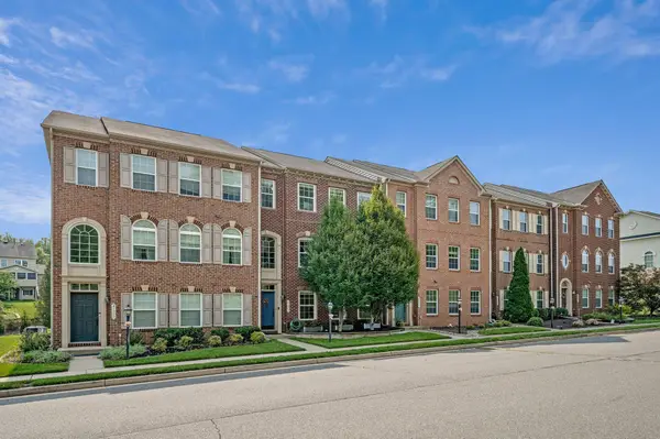 21002 Courtland Village Dr, LEESBURG, VA 20175