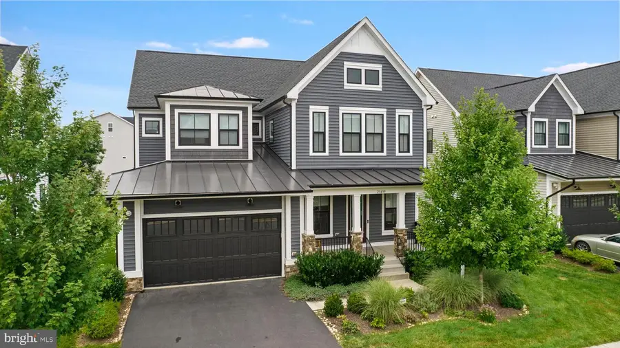 25439 Stribling Orchard Ct, Chantilly, VA 20152 - #2