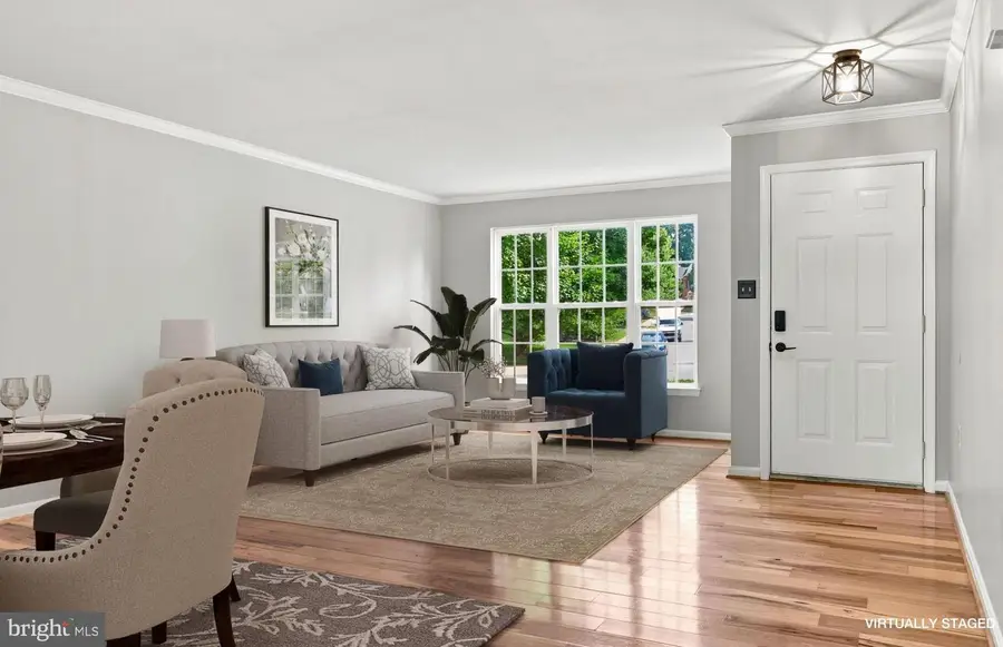 17224 Rosecliff Ct, Round Hill, VA 20141 - #2