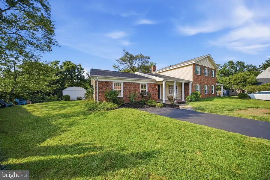 413 Harding Ct, Sterling, VA 20164 - #3