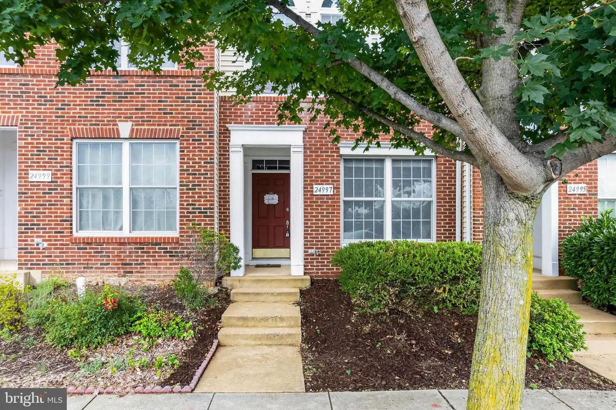 24997 Riding Center Dr, South Riding, VA 20152 - #1