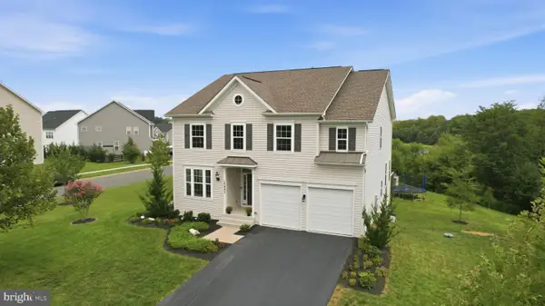 17992 Ridgewood Pl, ROUND HILL, VA 20141