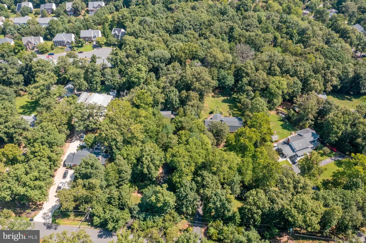 24 Cedar Dr, Sterling, VA 20164 - #1