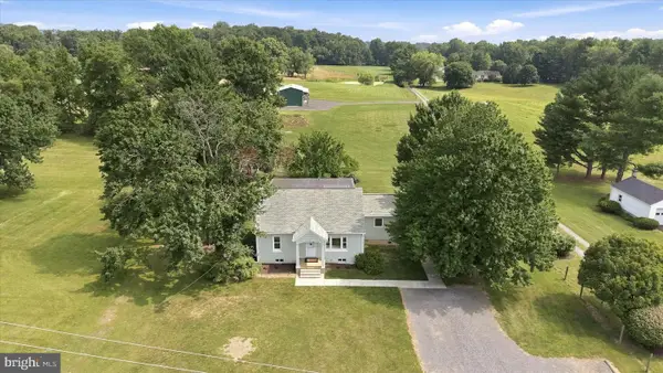 37860 Charles Town Pike, PURCELLVILLE, VA 20132