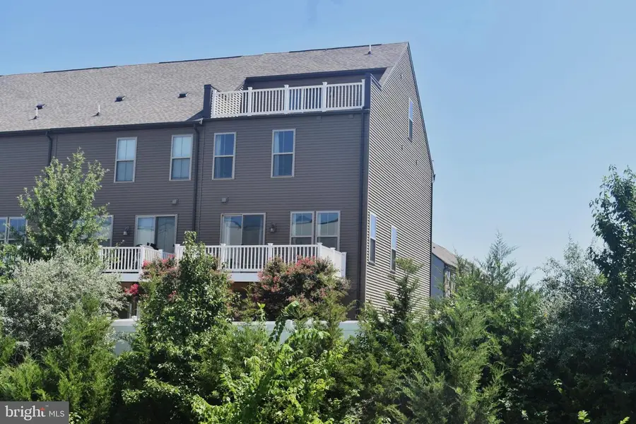 45369 Daveno Sq, Sterling, VA 20164 - #3