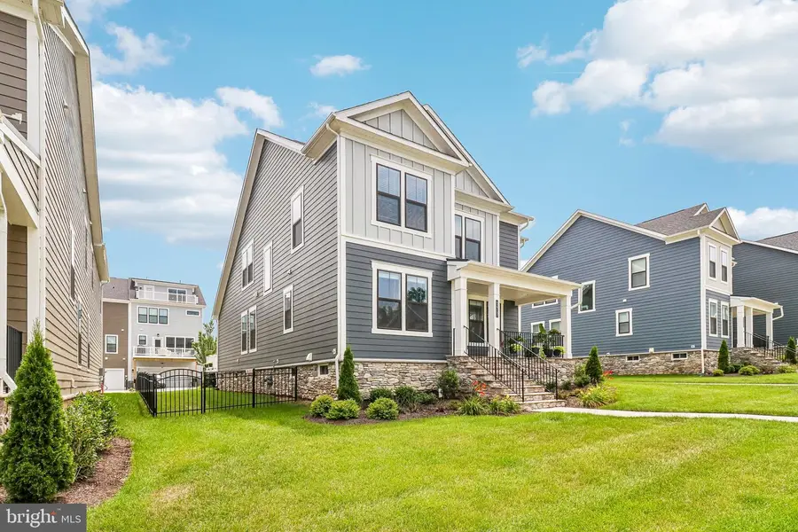 42747 Cannon Chapel Dr, Leesburg, VA 20176 - #2