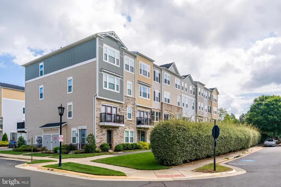 42023 Glade Creek Terrace Ter, Aldie, VA 20105 - #2