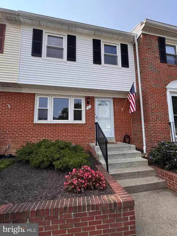 47 Sydnor St, HAMILTON, VA 20158
