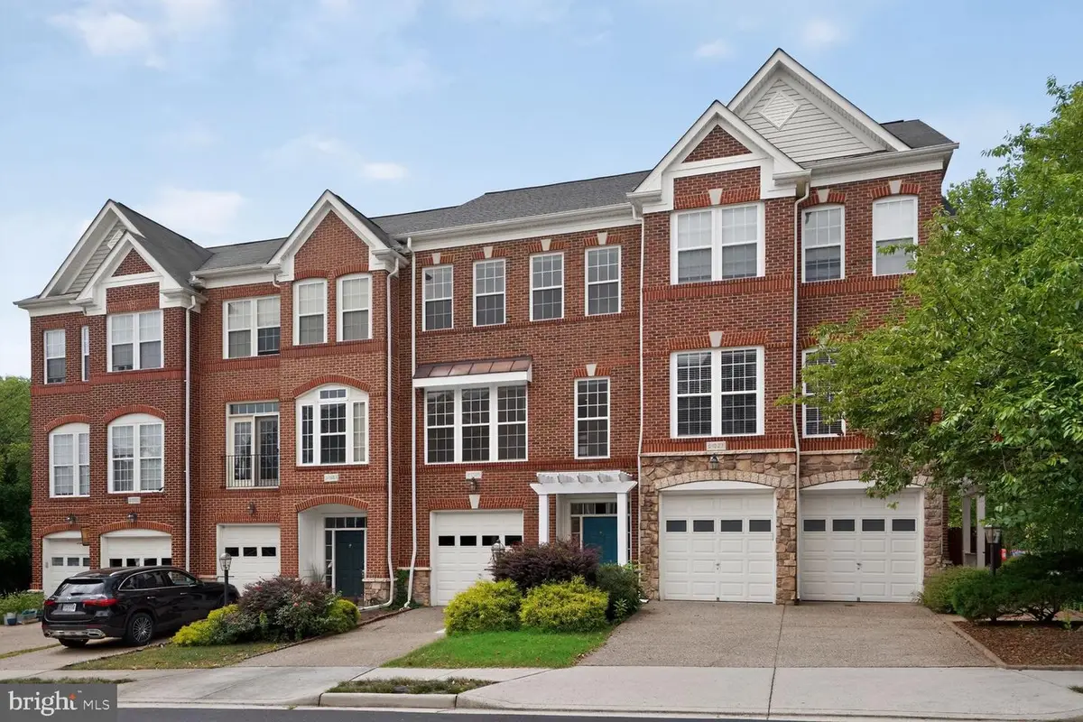 21929 Bayard Ter, Broadlands, VA 20148 - #1