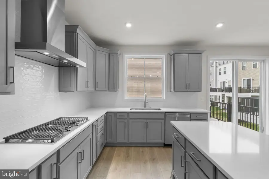 1 Picasso Sq #turner 22-f2-rt, Ashburn, VA 20148 - #3