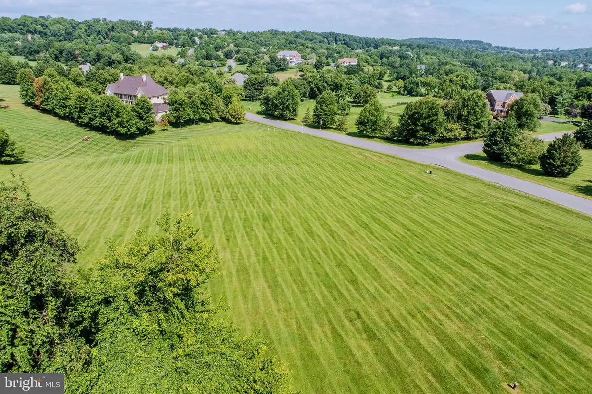 40611 Farm Market Rd, Leesburg, VA 20176 - #1