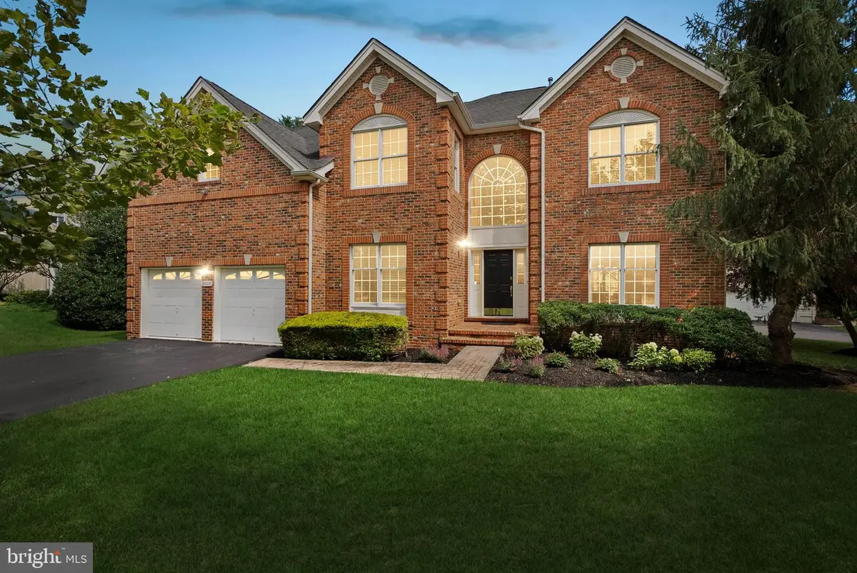20230 Kentucky Oaks Ct, Ashburn, VA 20147 - #1