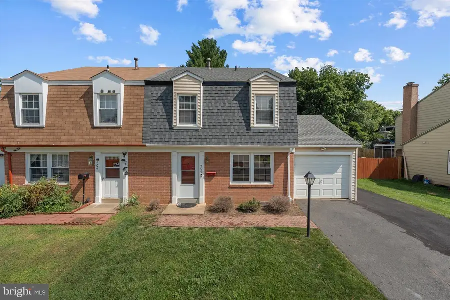 706 Edwards Ferry Rd Ne, Leesburg, VA 20176 - #2