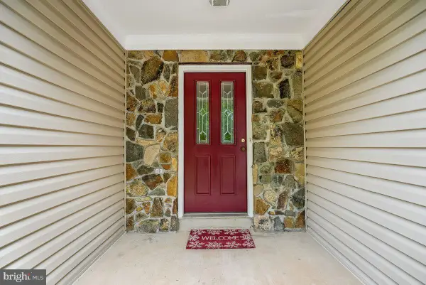 25501 Frosty Meadow Ln, ALDIE, VA 20105