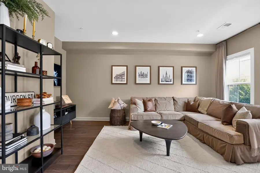 43479 Charitable St, Ashburn, VA 20148 - #3