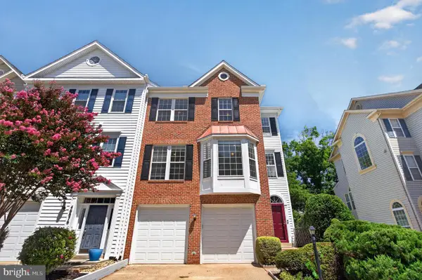 46678 Abigail Ter, STERLING, VA 20165