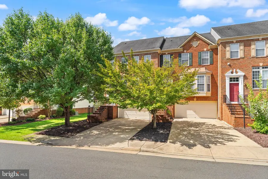 19232 Kepharts Mill Ter, Leesburg, VA 20176 - #3