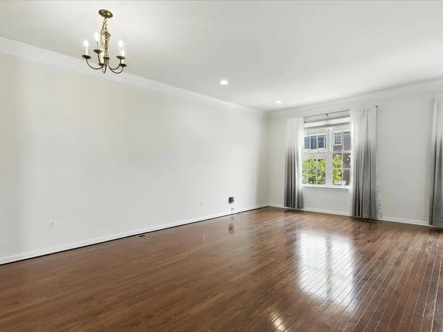 42896 Pamplin Ter, Chantilly, VA 20152 - #2