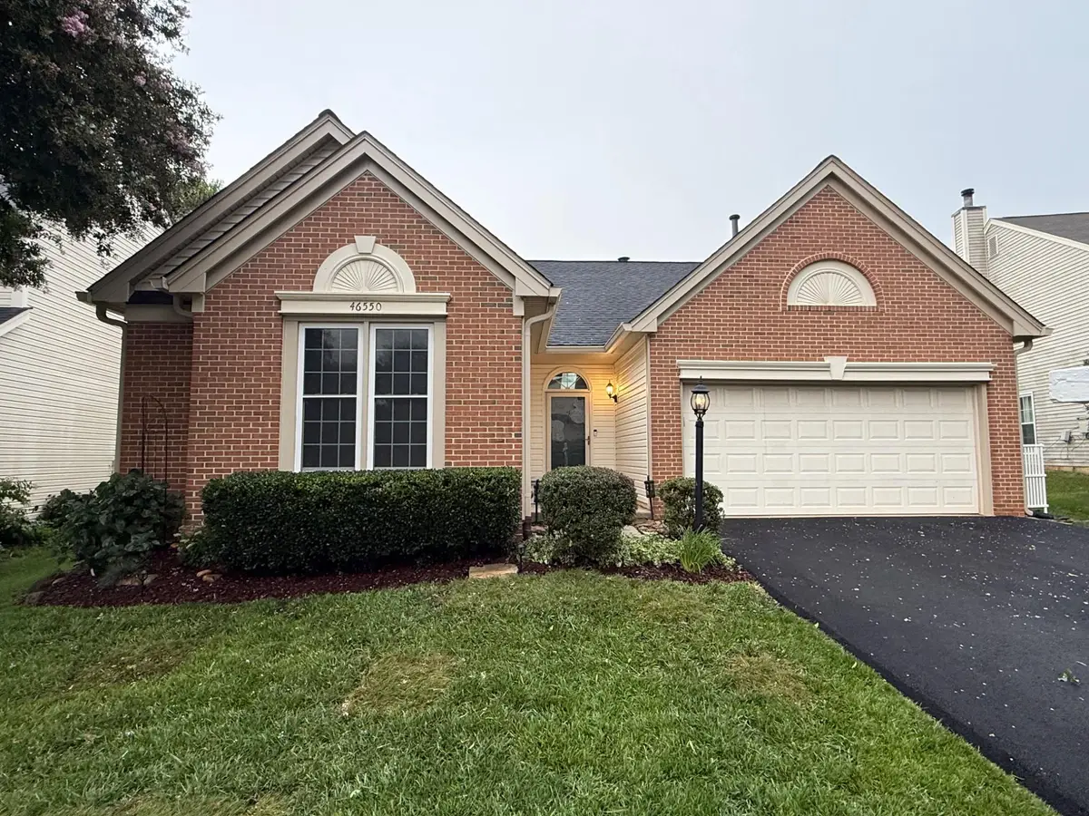 46550 Cedarhurst Dr, Sterling, VA 20165 - #1