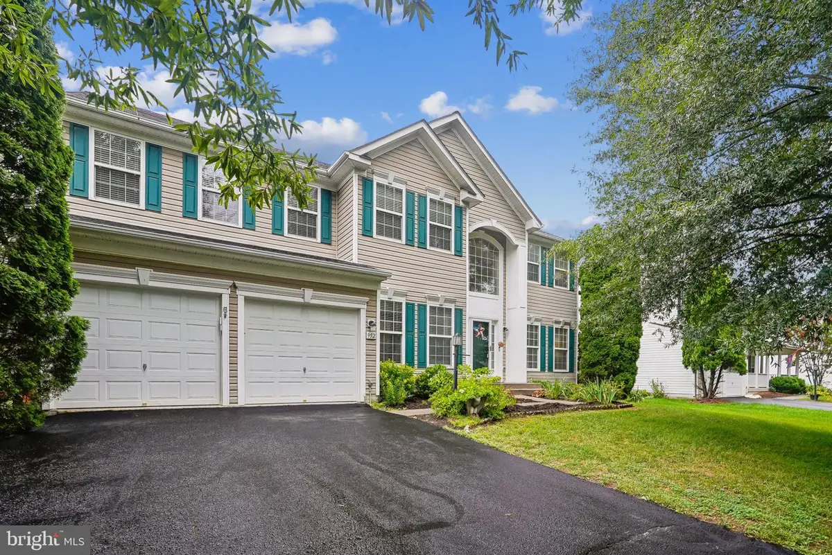 952 Devonshire Cir, Purcellville, VA 20132 - #1