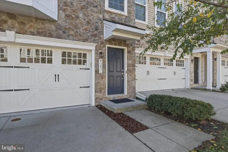 43451 Sweet Brandy Ter, Ashburn, VA 20147 - #3