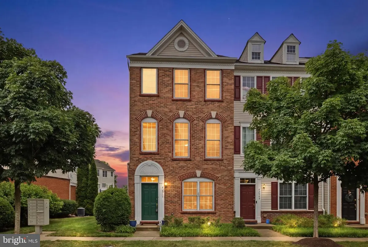 42911 Pamplin Ter, Chantilly, VA 20152 - #1
