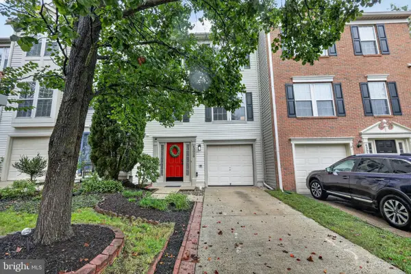43028 Golf View Dr, CHANTILLY, VA 20152