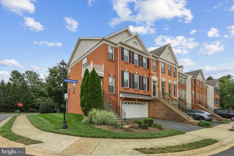 20086 Northville Hills Ter, Ashburn, VA 20147 - #2