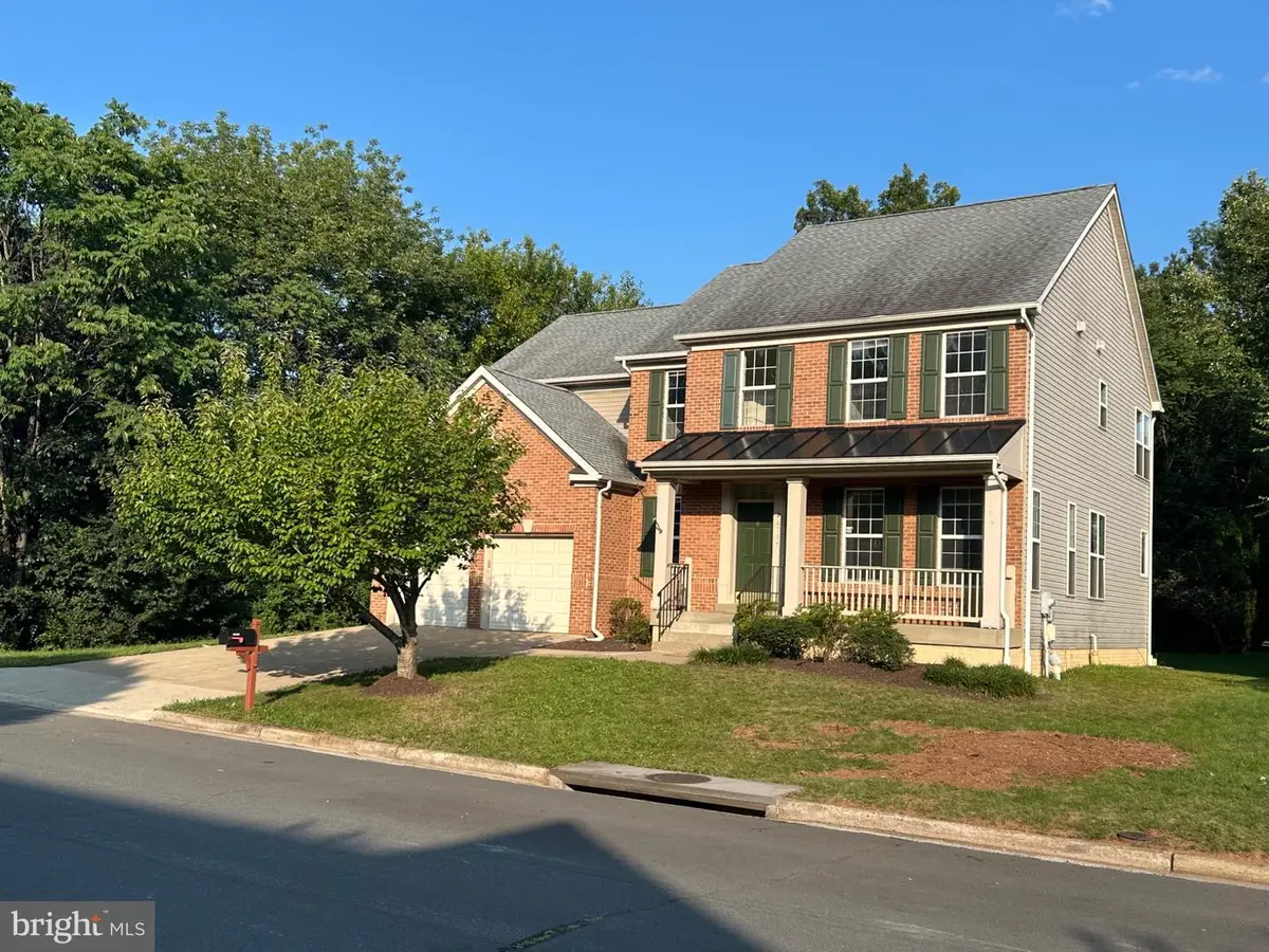 46797 Backwater Dr, Sterling, VA 20164 - #1