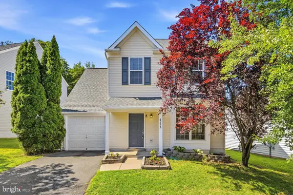 45629 Livingstone Station St, STERLING, VA 20166