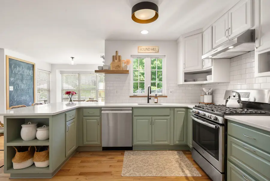 17276 Magic Mountain Dr, Round Hill, VA 20141 - #3