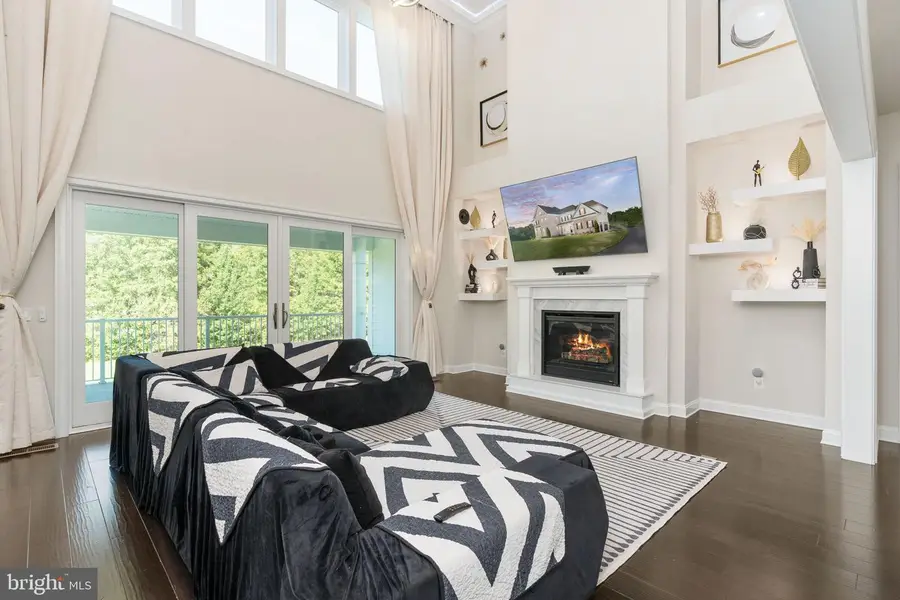 26593 Morgans Crossing Pl, Centreville, VA 20120 - #3