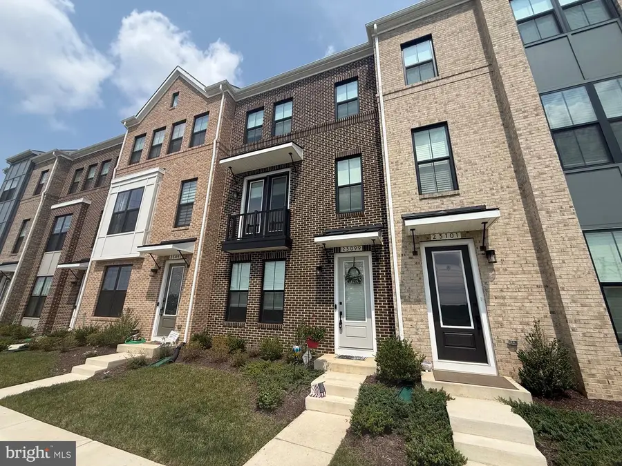 23099 Growler Sq, Ashburn, VA 20148 - #2