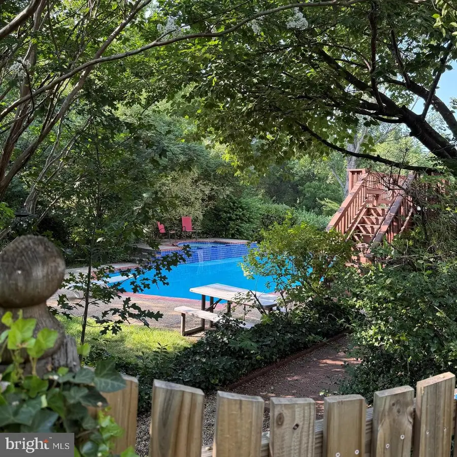 21467 Estate Pl, Ashburn, VA 20147 - #2