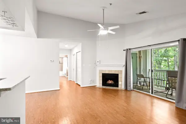 20322 Beechwood Ter #301, ASHBURN, VA 20147
