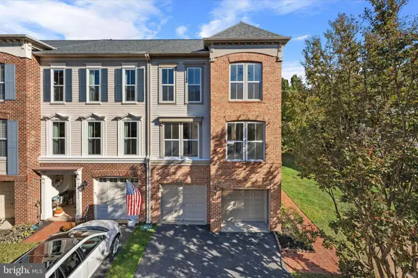 21424 Falling Rock Ter, BROADLANDS, VA 20148